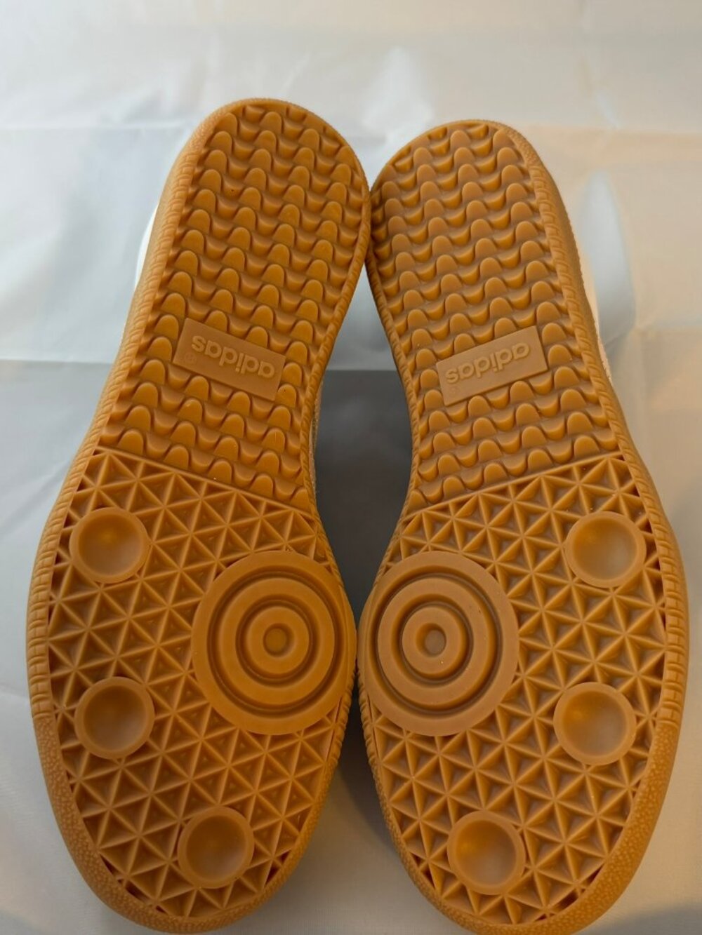 adidas Women's Samba OG Shoes, Off White / Sandy Pink / Gum, Women Size 6.5 NIB - Picture 6 of 8